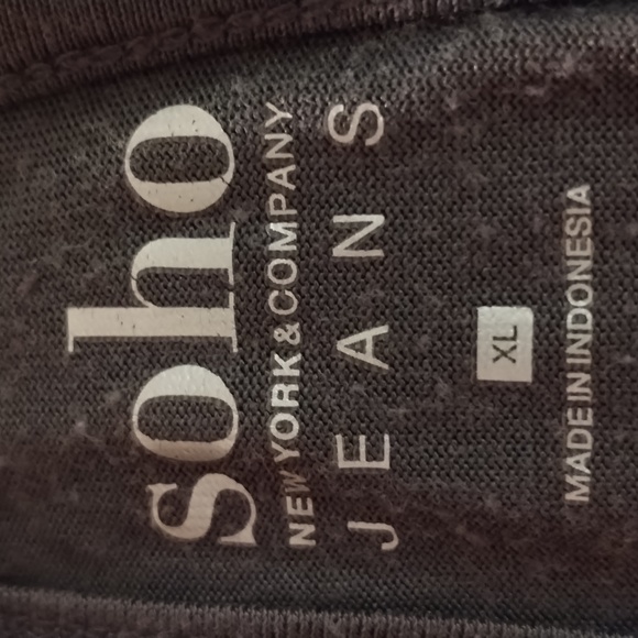 Women's XL 3/4 sleeve, soho NEW YORK & COMPANY JEANS brand top. - Picture 3 of 3
